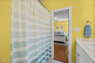 2414 Ocean Drive, Emerald Isle, NC 28594 – photo 20: Primary En-Suite Bathroom