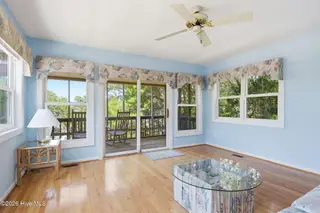 3904 Emerald Drive, Emerald Isle, NC 28594 – photo 20: Principal Bedroom Sitting Area