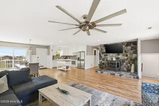 710 Hughes Road, Hampstead, NC 28443 – photo 22: 012_710_hughes_road-11_950