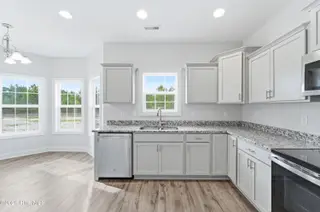 223 Windsor Run Boulevard, Jacksonville, NC 28546 – photo 13: DSC03633