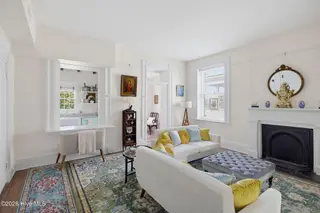 416 S Front Street Apt 3, Wilmington, NC 28401 – photo 8: 11-web-or-mls-416 S Front Apt 3-11