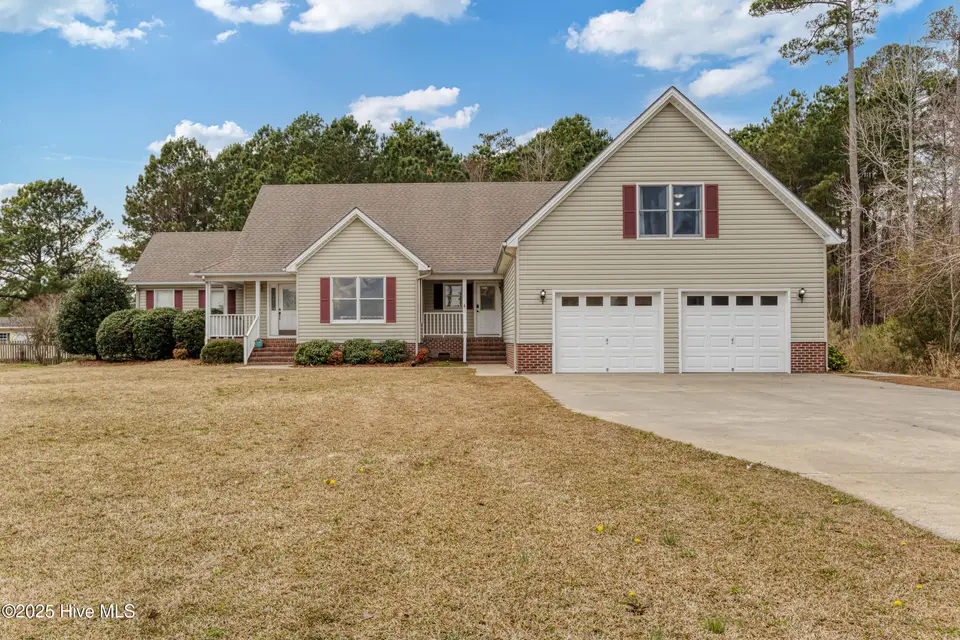 709 Small Drive, Elizabeth City, NC 27909 – photo 1 of 56: Front