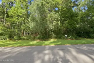 5303 Trade Winds Road, New Bern, NC 28560 – photo 3: 8-web-or-mls-0C0A3348