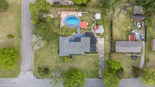 1104 Longview Drive, New Bern, NC 28562 — 3-bedroom home in Sherwood Forest, New Bern, NC, photo 2 of 53: 8-web-or-mls-DJI_20260407174143_0025_D_1