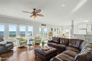 887 Ocean Boulevard W, Holden Beach, NC 28462 – photo 8: 7