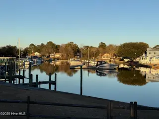 107 160 Starboard Drive, New Bern, NC 28562 – photo 6: River Bend Marina