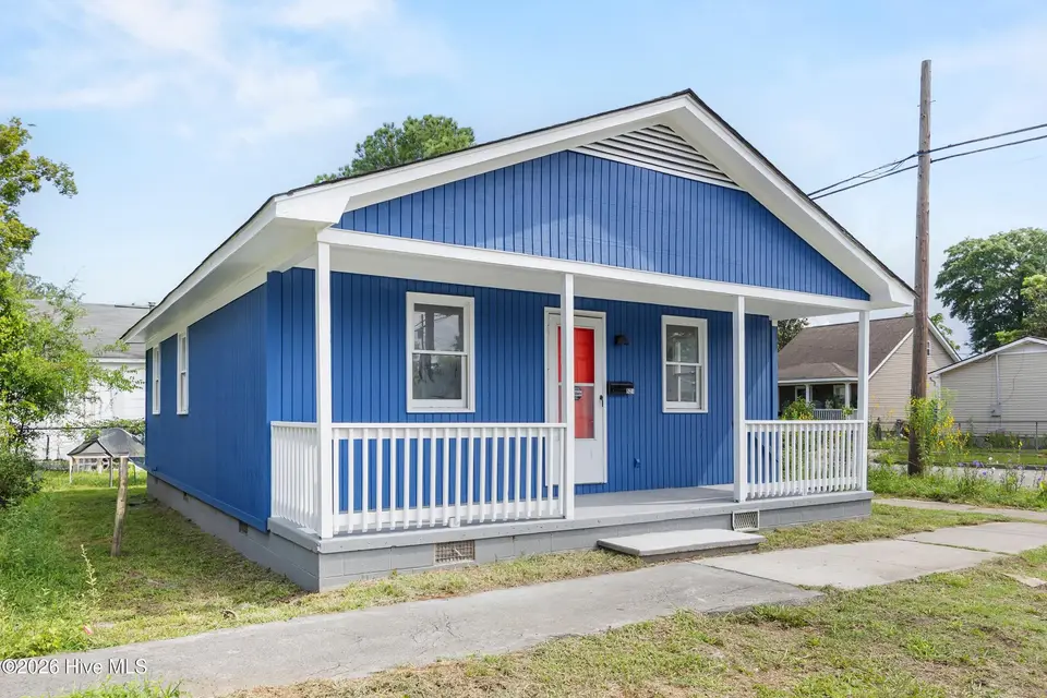 521 Swann Street, Wilmington, NC 28401 – photo 1 of 36