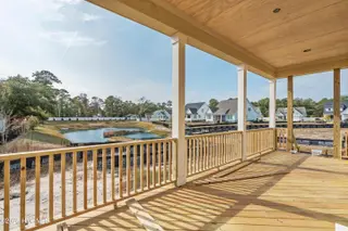 415 Raven Glen Drive, Southport, NC 28461 – photo 4: 415 Raven Glen Drive, Southport, N.C.