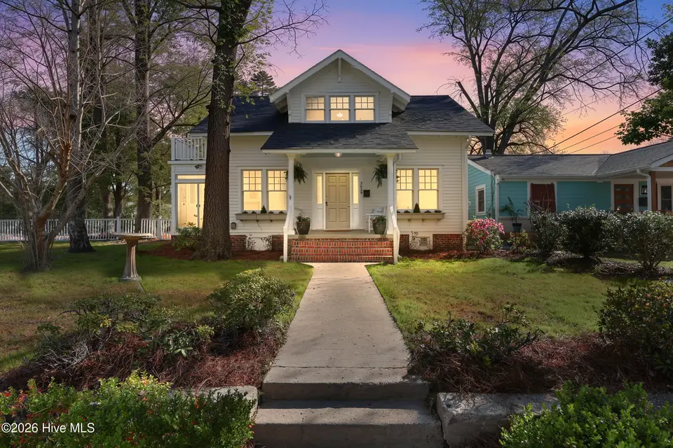 2029 Adams Street, Wilmington, NC 28401 – photo 1 of 54: 1_img_7577 dte