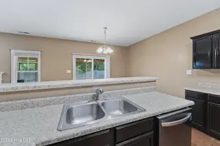 308 Hidden Oaks Drive, Jacksonville, NC 28546 – photo 20