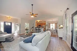 304 Angelfish Court, Newport, NC 28570 — 3-bedroom home in Morada Bay, Newport, NC, photo 13 of 66: DSC04519