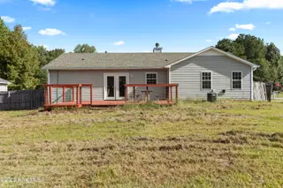 100 Jacob Court, Jacksonville, NC 28540 — 3-bedroom home in Pine Forest Acres, Jacksonville, NC, photo 20 of 22