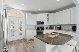 349 W First Street, Ocean Isle Beach, NC 28469 – photo 17: 7-web-or-mls-CAMMediaLLC.com-02941