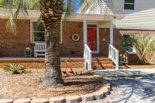 511 E Moore Street, Southport, NC 28461 – photo 2: 511 East Moore St-30