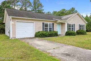 180 Ashbury Park Lane, Richlands, NC 28574 – photo 1