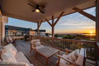 331 Oceanaire Lane, Surf City, NC 28445 – photo 10: 32-web-or-mls-25