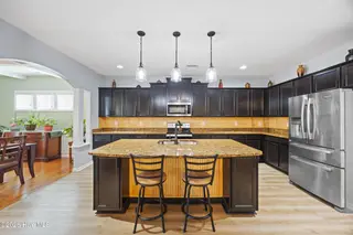 419 Cyrus Thompson Drive, Jacksonville, NC 28546 – photo 19: 19_kitchen