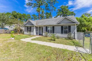2510 Lumberton Road, Southport, NC 28461 — 3-bedroom home in Boiling Spring Lakes, Southport, NC, photo 2 of 49: 2510 Lumberton-2