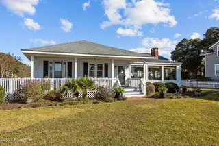 1701 Front Street, Beaufort, NC 28516 – photo 1: 33-web-or-mls-1S3A1150