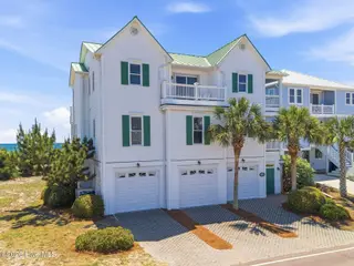 111 S Anderson Boulevard, Topsail Beach, NC 28445 – photo 3: 003_111_s_anderson_blvd-3_497