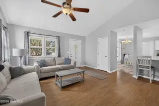 6517 Spicewood Street, Wilmington, NC 28405 — 3-bedroom home in Weatherwood, Wilmington, NC, photo 6 of 31: 6517SpicewoodStreet-14