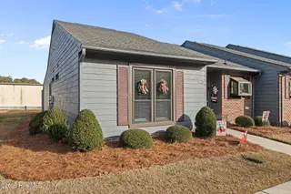 3147 Fox Run Drive, Kinston, NC 28504 – photo 3: 5T5A1647