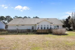 104 Trailwood Drive, Hubert, NC 28539 – photo 9: 9-web-or-mls-IMG_5806
