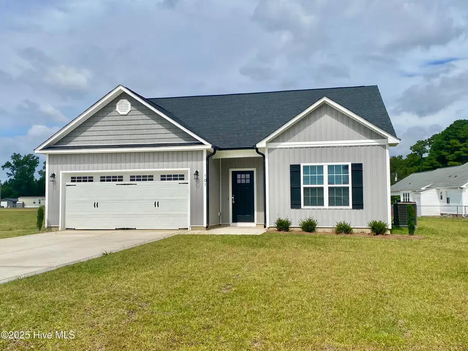 101 Talton Estates Drive, Pikeville, NC 27863 – photo 1 of 26: IMG_1485