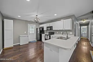 8593 Heirloom Drive NE, Leland, NC 28451 – photo 9: 30-web-or-mls-IMG_2770