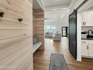11112 Yawl Street, Elizabeth City, NC 27909 – photo 6: Foyer