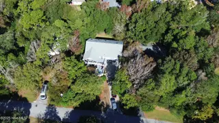 138 Loblolly Drive, Pine Knoll Shores, NC 28512 – photo 11: dji_fly_20251104_233154_30_1762272651880