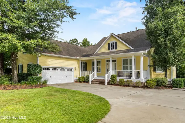 9613 Hidden Plum Road NE, Leland, NC 28451