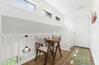 415 Hillcrest Drive, Morehead City, NC 28557 – photo 21: Second floor landing
