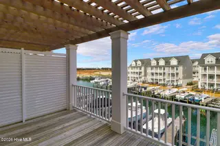 200 Olde Towne Yacht Club Drive 39 Inlet Cove, Morehead City, NC 28557 – photo 17: Covered Deck