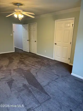 102 Dockside Drive, Jacksonville, NC 28546 – photo 15: bonus room closets