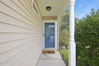 108 Gladiola Drive, New Bern, NC 28562 – photo 8: 38-web-or-mls-DSC_5958_edit