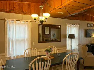 400 Canal Cove Road, Lake Waccamaw, NC 28450 – photo 13: Dining