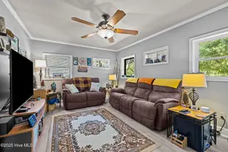 201 Hoop Pole Creek Drive, Atlantic Beach, NC 28512 – photo 16: 13-web-or-mls-1S3A0032