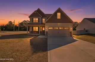 232 Holly Grove Court E, Jacksonville, NC 28540 – photo 4: 1_232_holly_grove_ct_001