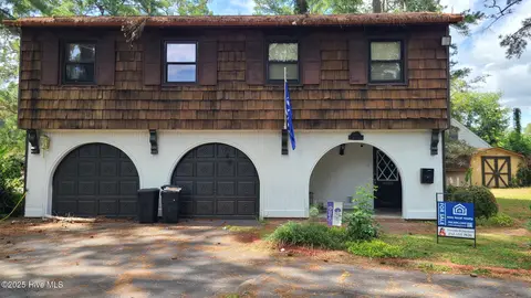 1002 S Howard Cir, Tarboro