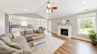 1129 Coral Reef Drive, New Bern, NC 28560 – photo 2: LR