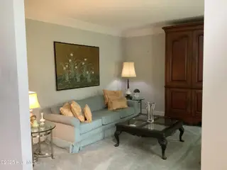 3300 Upton Court, Wilmington, NC 28409 — 5-bedroom home in Woodberry Forest, Wilmington, NC, photo 7 of 39: livingrooom 2