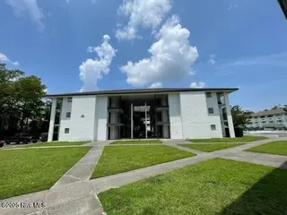 460 Racine Drive 2 Units, Wilmington, NC 28403 — 4-bedroom home in Campus Edge, Wilmington, NC, photo 9 of 16