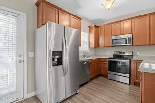 4113 Kittrell Farms Drive D1, Greenville, NC 27858 – photo 24: 29-web-or-mls-IMG_6533