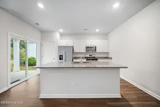 1305 Clendon Circle, Leland, NC 28451 – photo 15: 14-web-or-mls-GI - 1305 Clendon Cir - Li