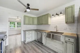 2491 Northwoods Drive, Jacksonville, NC 28540 – photo 12: 30-web-or-mls-_RAD5712