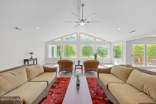 244 Shoreline Drive, New Bern, NC 28562 – photo 6: 52-web-or-mls-DSC_9901