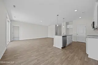516 Getaway Lane 121, Shallotte, NC 28470 — 3-bedroom home in Summers Walk, Shallotte, NC, photo 10 of 25: 14_dining area