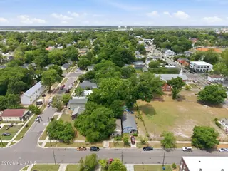 618 S 11th Street, Wilmington, NC 28401 – photo 16: 5-web-or-mls-DJI_20260513120855_0072_D