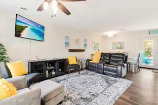 136 NW 19th Street, Oak Island, NC 28465 – photo 6: 136 NW 19th-6